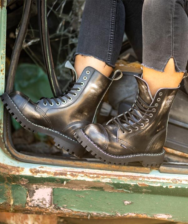 Steel toe best sale boots rubbing